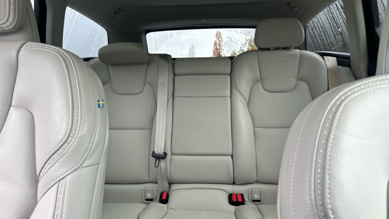 Volvo V90 2.0 D4 Cross Country Pro 5dr AWD Geartronic Diesel Estate